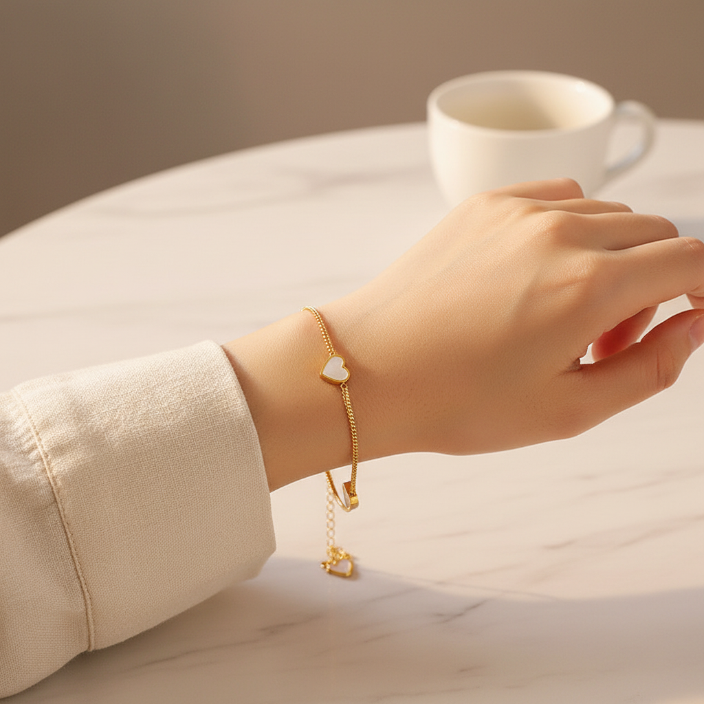 Coquille Heart Charm Bracelet — Gold Stainless Steel